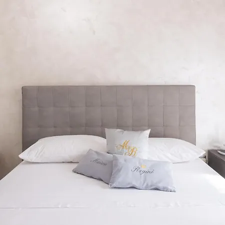 Maison Regine Holiday home